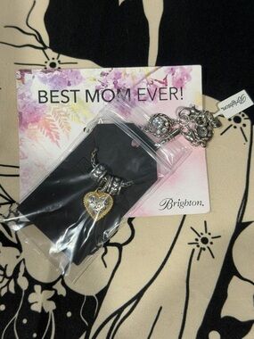 🆕💕 NWT BRIGHTON ‘I love you’ Silver Bracelet with Heart Charm *ADD MORE CHARMS*